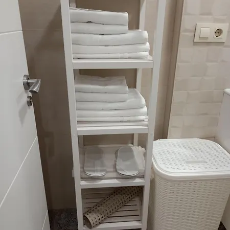 Vigob Apto Al Lado Vialia - Corteingles アパート *