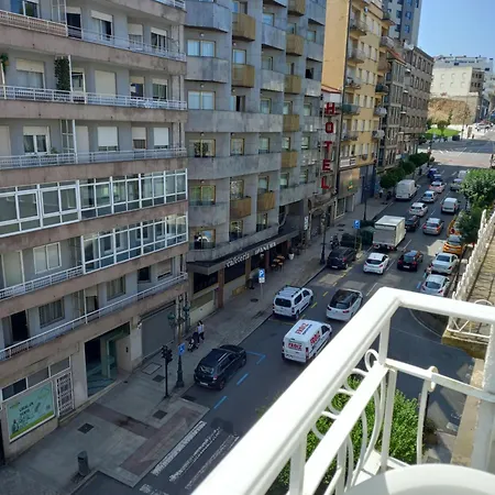 Vigob Apto Al Lado Vialia - Corteingles דירה