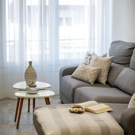 Apartament Vigob Apto Al Lado Vialia - Corteingles